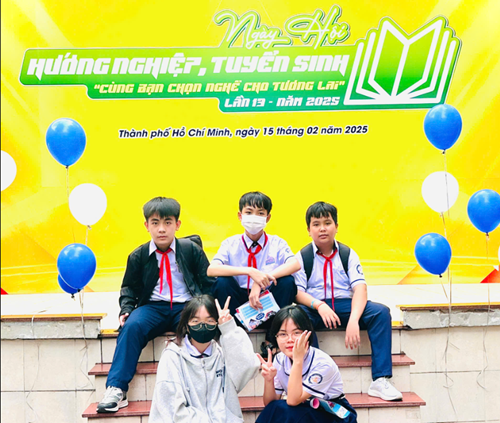 Đội viên tham gia ngày hội  Hướng nghiệp, tuyển sinh  lần thứ 13 - năm 2025