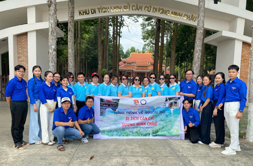 Hành trình về nguồn năm 2025  Di tích căn cứ Dương Minh Châu 