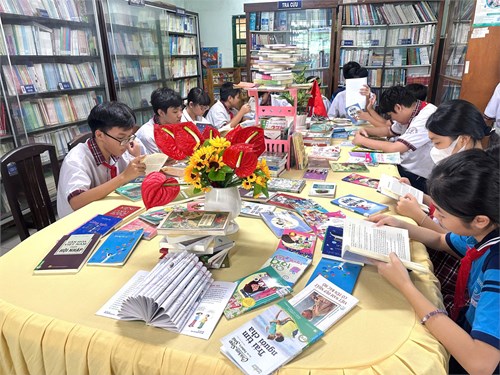 Hưởng ứng  Tuần lễ học tập suốt đời  năm 2025