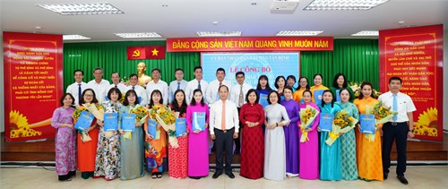 Lễ công bố quyết định thành lập và bổ nhiệm nhân sự lãnh đạo Trường Trung học cơ sở Văn Lang