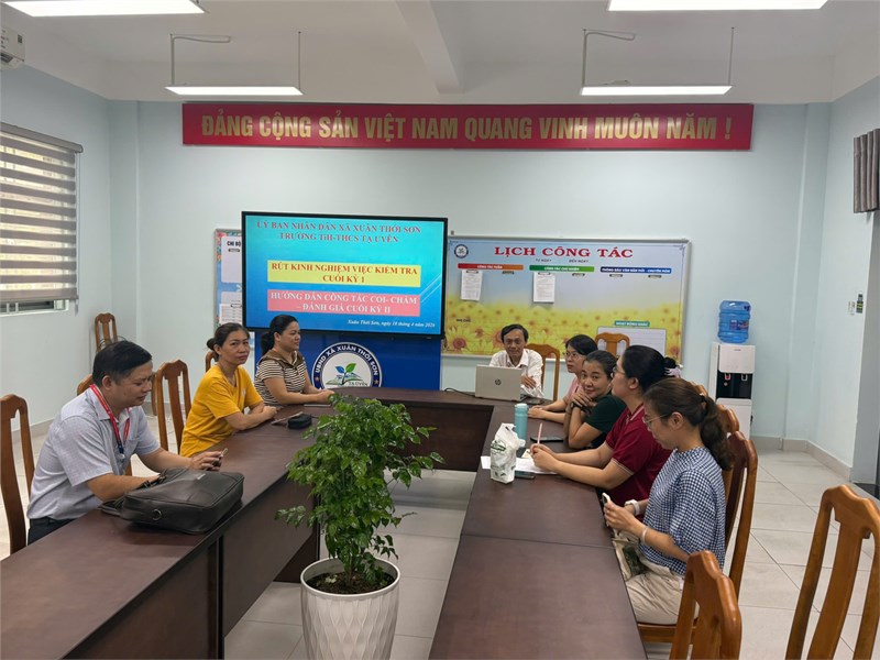 Trường TiH-THCS Tạ Uyên: Tổ chức tập huấn công tác coi thi, chấm thi, chuẩn bị sẵn sàng cho kỳ kiểm tra cuối học kỳ II