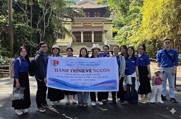 Ngày 28/3/2026, Chi Đoàn Trường THCS An Nhơn tổ chức hành trình về nguồn chào mừng kỷ niệm 95 năm ngày thành lập Đoàn TNCS Hồ Chí Minh (26/3/1931 - 26/3/2026) tại bảo tàng chiến tranh và thảo cầm viên.