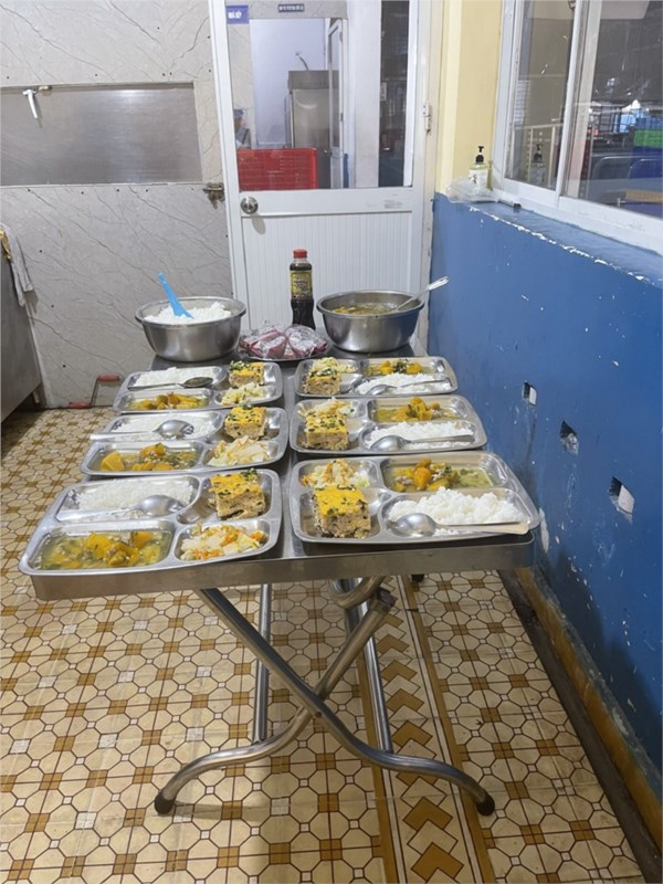 Phần cơm bán trú trường thcs an phú ngày 26/2/2026