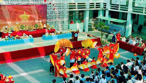 Trường thcs bàn cờ: trang nghiêm lễ giỗ quốc tổ hùng vương – kết nối mạch nguồn dân tộc