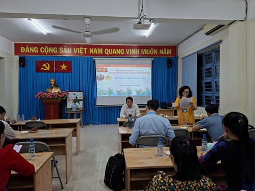 Chi bộ trường thcs bình tân họp chi bộ định kì tháng 01 năm 2026