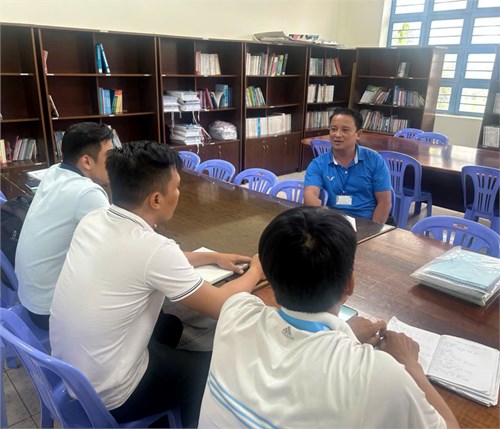 Tổ giáo dục thể chất tổ chức sinh hoạt chuyên môn lần 10