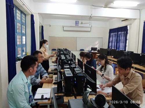 Sinh hoạt chuyên môn tổ công nghệ – tin học đẩy mạnh chuyển đổi số và công tác bồi dưỡng mũi nhọn