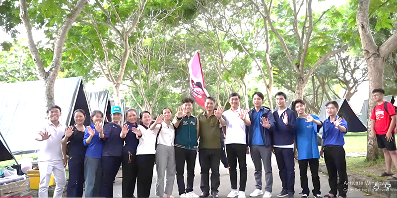 “chạm ký ức” – “trạm thanh xuân” hội trại trải nghiệm tại suối mơ