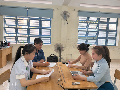Sinh hoạt chuyên môn lần 2 tháng 4 tổ nghệ thuật