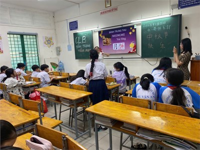 🥮tết trung thu – hoạt động giao lưu văn hóa ngoại ngữ🌕