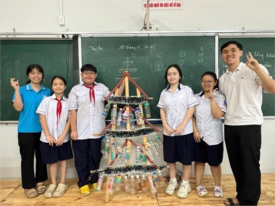 🎄 Foreign Language Club-Run up to Christmas-Hành trình đón giáng sinh đầy sáng tạo🎄