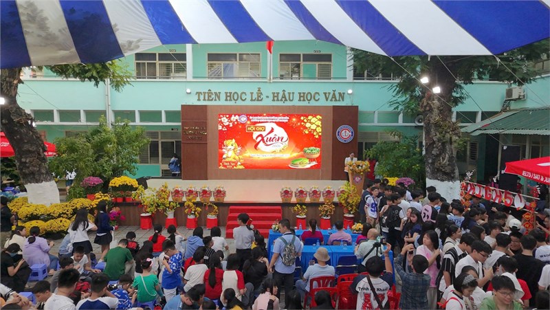 <a href="/hoat-dong-nha-truong/hoi-xuan-binh-ngo-2026/ct/11904/741439">Hội Xuân Bính Ngọ 2026</a>