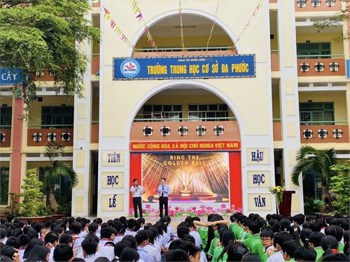 Chủ đề:  Open House – Kết nối ngôn ngữ, mở cửa tương lai 