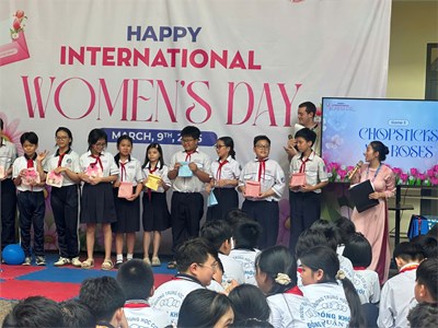Chuyên đề tiếng anh – sân chơi ngôn ngữ, lan tỏa thông điệp yêu thương nhân ngày quốc tế phụ nữ 8/3