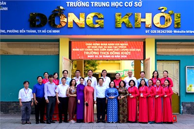 Trường trung học cơ sở  đồng khởi
đón đoàn đánh giá ngoài làm việc theo chu kỳ kiểm định chất lượng giáo dục 5 năm (2021-2025)