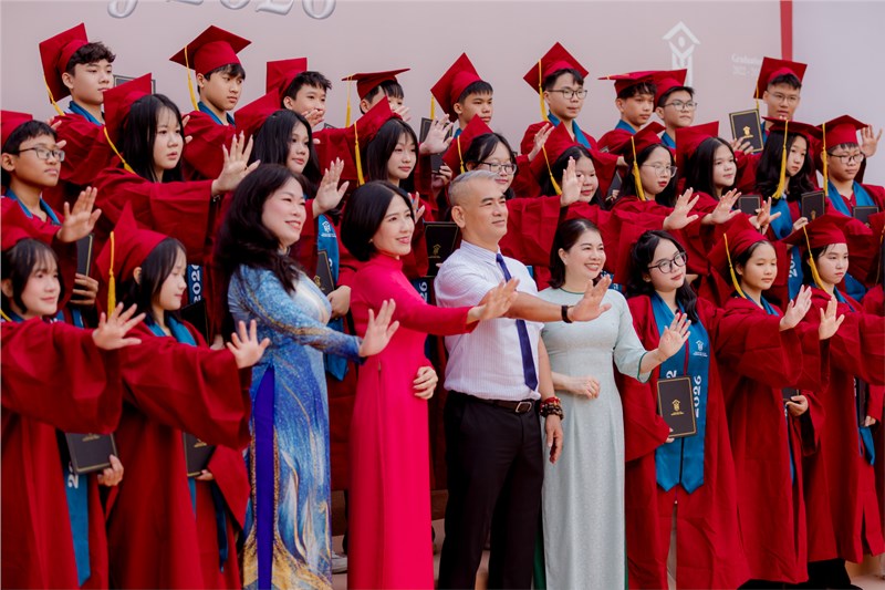 <a href="/anh-video/khoanh-khac-ngay-342026-bo-sung/ctfull/108650/746095">Khoảnh khắc ngày 3/4/2026 (Bổ sung)</a>