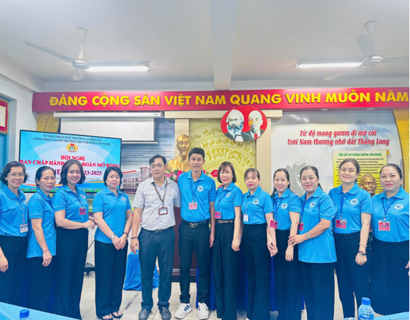 Ngày 26 tháng 12 năm 2025, Công đoàn Trường Trung học cơ sở Huỳnh Văn Nghệ tổ chức  Hội nghị Ban chấp hành Công đoàn mở rộng  nhiệm kỳ 2025 - 2030