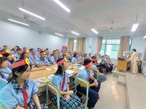 Thao giảng chuyên đề tháng 03/2026 - Âm nhạc - Chủ đề 7: Giai điệu năm châu - Tiết 27: Bài đọc nhạc số 7 (Giáo viên: Cô Lê Bùi Thanh Hiền)