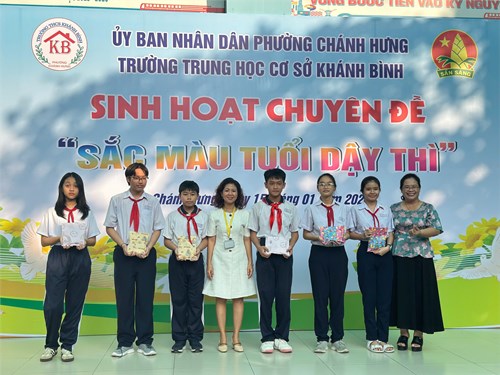 Sinh hoạt chuyên đề  Sắc màu tuổi dậy thì 