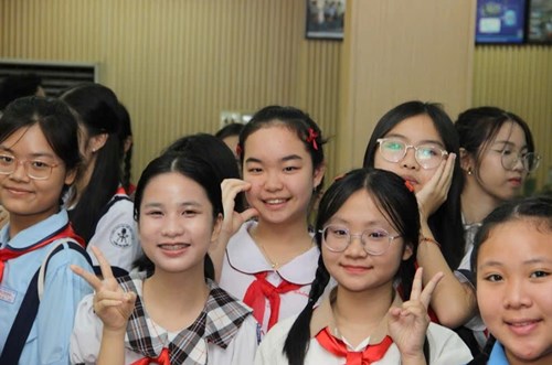 [LIÊN ĐỘI] Hành trình trãi nghiệm: EM YÊU THÀNH PHỐ CỦA EM