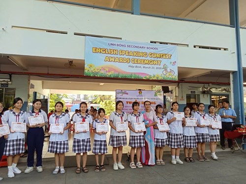 Trao giải hội thi: “Sáng kiến bảo đảm trật tự trường học về phòng, chống bạo lực học đường” lần III năm 2026