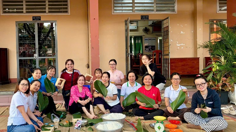 Ngày hội bánh chưng chào đón Tết Bính Ngọ 2026