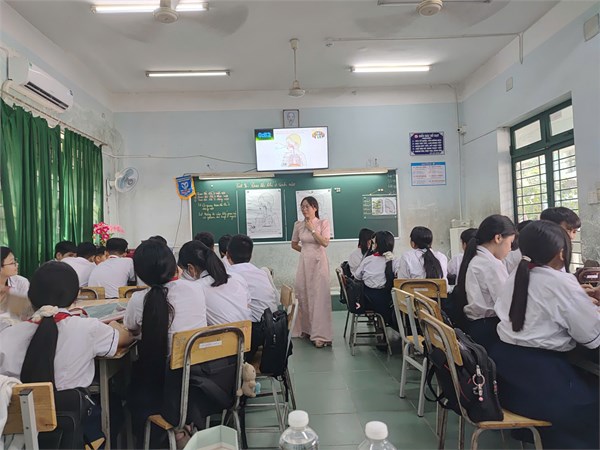 Cô Hoàng Thị Bích Tuyền Bài TRAO ĐỔI KHÍ Ở SINH VẬT-KHỐI 7