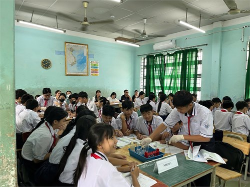 Thầy Cao Mạnh Cường Thao Giảng Bài BASE-Khối 8