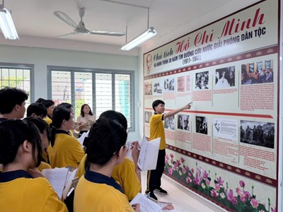 Tiết Học Đổi Mới Tại Không Gian Văn Hóa Hồ Chí Minh: Học Tập Và Làm Theo Tấm Gương Đạo Đức Của Bác