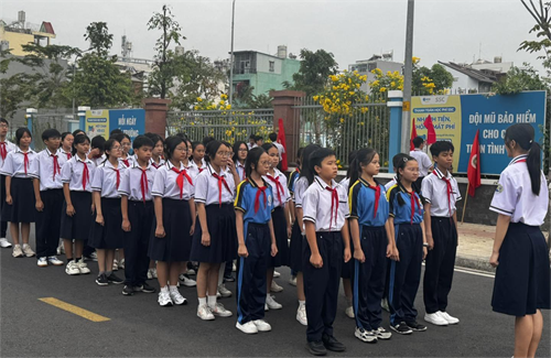 🌟 Sẵn sàng cho hội thi Nghi thức Đội - Quyết tâm từ những buổi tập luyện cuối cùng! 🌟