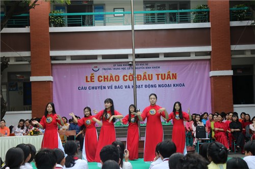 Sinh hoạt dưới cờ tuần 18 Năm học 2025 - 2026