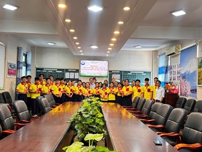 Vinh danh học sinh đạt giải học sinh Giỏi cấp Thành phố năm học 2025 - 2026