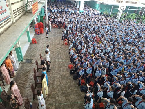 Sinh hoạt dưới cờ tuần 7.