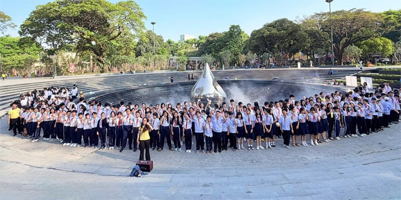 🚌✨ Hành trình liên môn: Khi công nghệ AI  đánh thức  di sản Thành phố🏛️