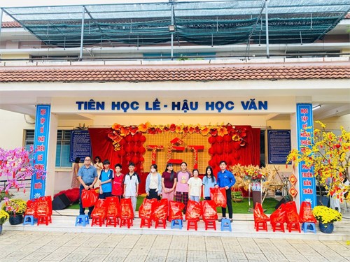 Hội chợ xuân – trường thcs nguyễn thị định năm học 2025 – 2026