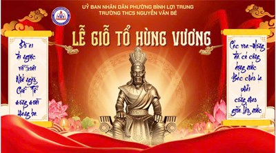  Dù ai đi ngược về xuôi / Nhớ ngày giỗ Tổ mồng Mười tháng Ba”.
🎋🇻🇳🎋 Vì thế, hằng năm cứ đến dịp này, tất cả người con nước Việt lại hướng về ngày giỗ các vị Vua Hùng, là dịp để ôn lại truyền thống dựng nước và giữ nước hào hùng của dân tộc đã trải qua hơn bốn ngàn năm lịch sử, là dịp để giáo dục thế hệ trẻ về những truyền thống, đạo lý tốt đẹp của ông cha, để từ đó mỗi người chúng ta không ngừng ra sức rèn đức, luyện tài, góp phần vào sự nghiệp công nghiệp hóa và bảo vệ chủ quyền thiêng liêng của dân tộc, xứng đáng con cháu dòng dõi Tiên Rồng.