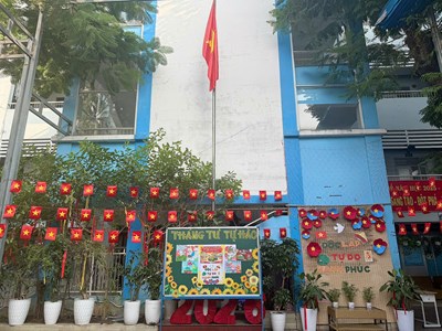 💐🇻🇳 Yêu nước không phải là trend 🇻🇳💐
Yêu nước nằm ở trong gen chúng mình.
P/s: Các bạn thử tìm ra thầy cô yêu dấu và viết vào phần bình luận nhé! 😘