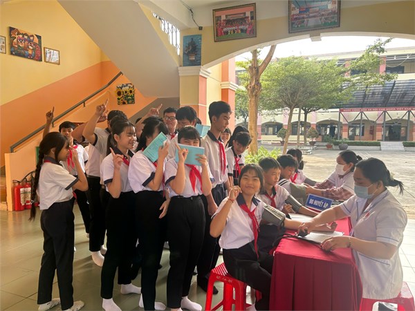 Khám sức khỏe học sinh