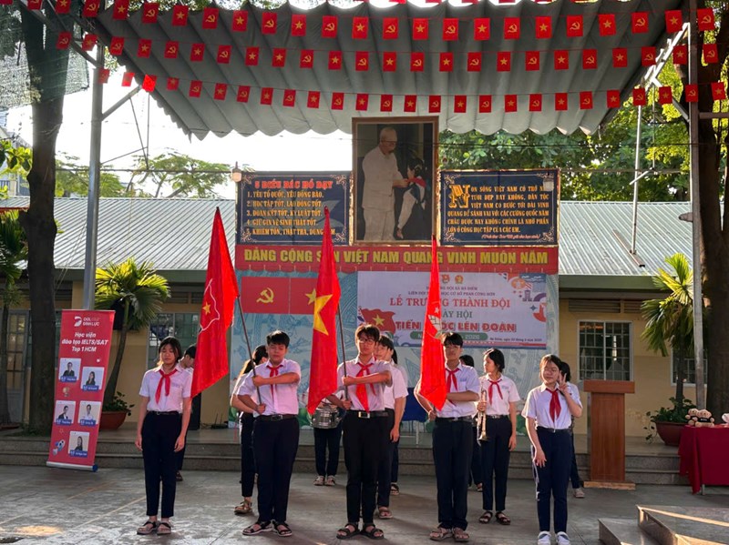 Lễ trưởng thành đội ngày hội tiến bước liên đoàn năm học 2025 - 2026