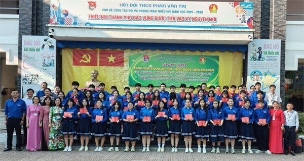 Kỉ niệm 95 năm ngày thành lập Đoàn Thanh niên Cộng sản Hồ Chí Minh “Giữ lửa nhiệt huyết – vững bước tiến lên Đoàn cùng tuổi trẻ Phan Văn Trị”