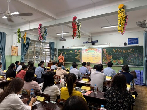 Ngày 20/01/2026 Trường THCS Quang Trung tổ chức họp CMHS Sơ kết học kì I. Năm học: 2025 - 2026 ( Khối 6 & Khối 9 )