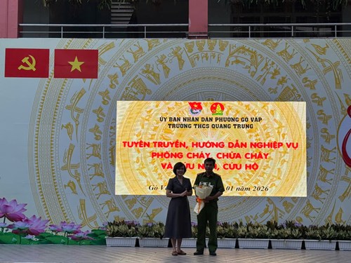 Ngày 07/01/2026, Trường THCS Quang Trung tổ chức “Tuyên truyền, hướng dẫn nghiệp vụ phòng cháy, chữa cháy và cứu nạn, cứu hộ” cho toàn thể cán bộ, giáo viên, nhân viên và học sinh.