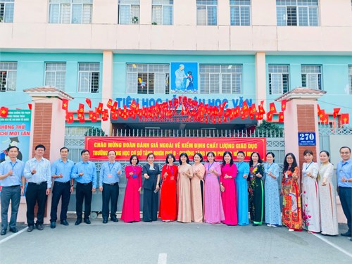 Một số hình ảnh về ngày khảo sát chính thức (kiểm định chất lượng giáo dục) tại Trường THCS Tăng Nhơn Phú B