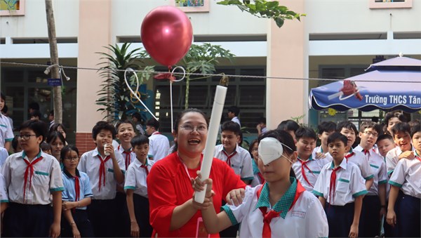 Một số hình ảnh về hoạt động trải nghiệm giờ ra chơi của học sinh Trường THCS Tăng Nhơn Phú B