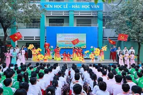 Sinh hoạt kỉ niệm - 96 năm ngày thành lập đảng cộng sản việt nam (03/02/1930 - 03/02/2026)