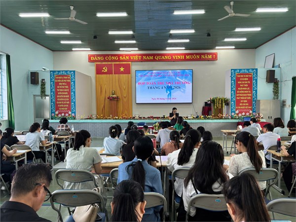 Họp toàn thể nhà trường tháng 4 năm 2026