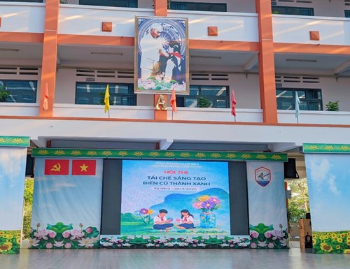 Tổ lịch sử - địa lí - gdcd trường trung học cơ sở tân túc phát động hội thi tái chế sáng tạo – biến cũ thành xanh