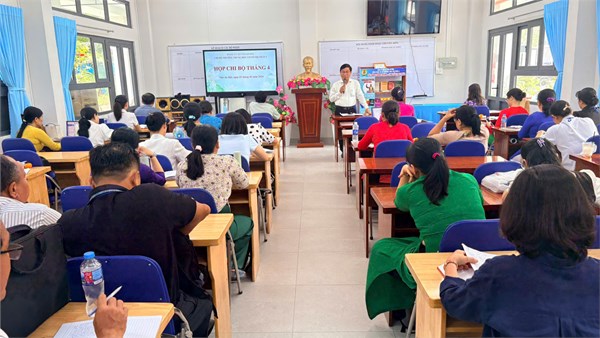 Sinh hoạt Chi bộ định kỳ tháng 04 năm 2026