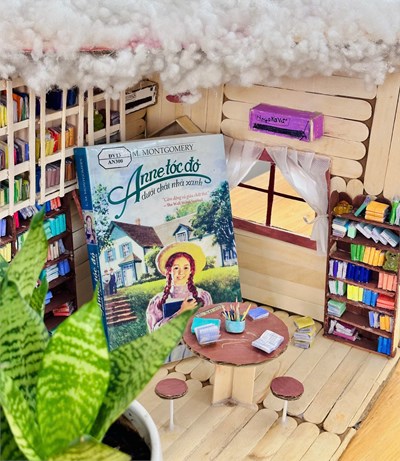 Giới thiệu sách tháng 3: Chào mừng ngày Quốc tế Phụ nữ 8 tháng 3 (Anne tóc đỏ dưới chái nhà xanh)