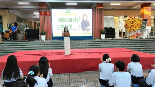 Trường THCS Tôn Thất Tùng phối hợp cùng FPT POLYSCHOOL tổ chức chương trình định hướng, đồng hành cùng học sinh lớp 9 với chủ đề  Hướng Đi Nào Sau THCS , năm học 2025-2026